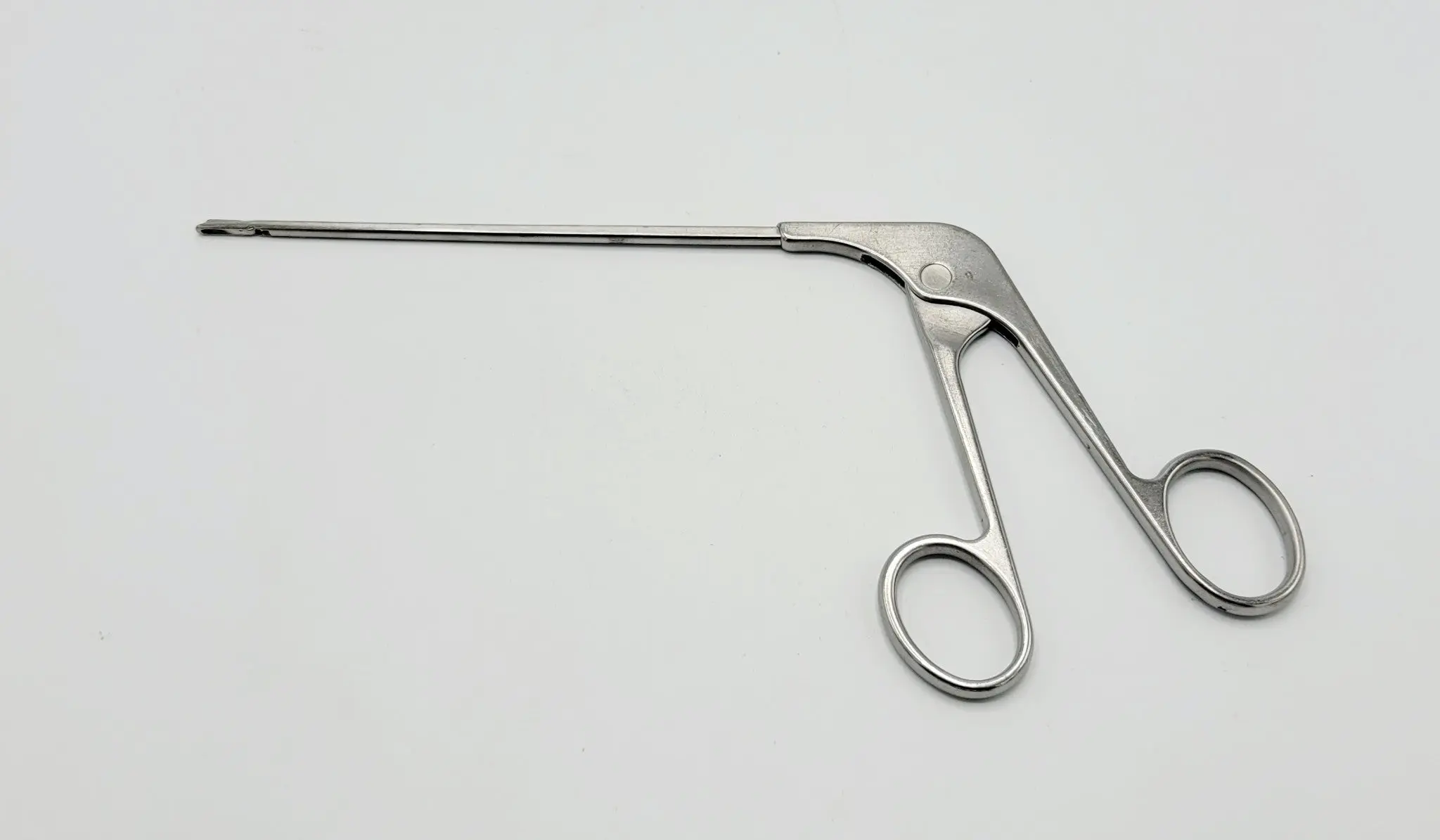Acufex 012011 Straight Basket Punch Scoop Forceps 2.7mm 9" - Image 2