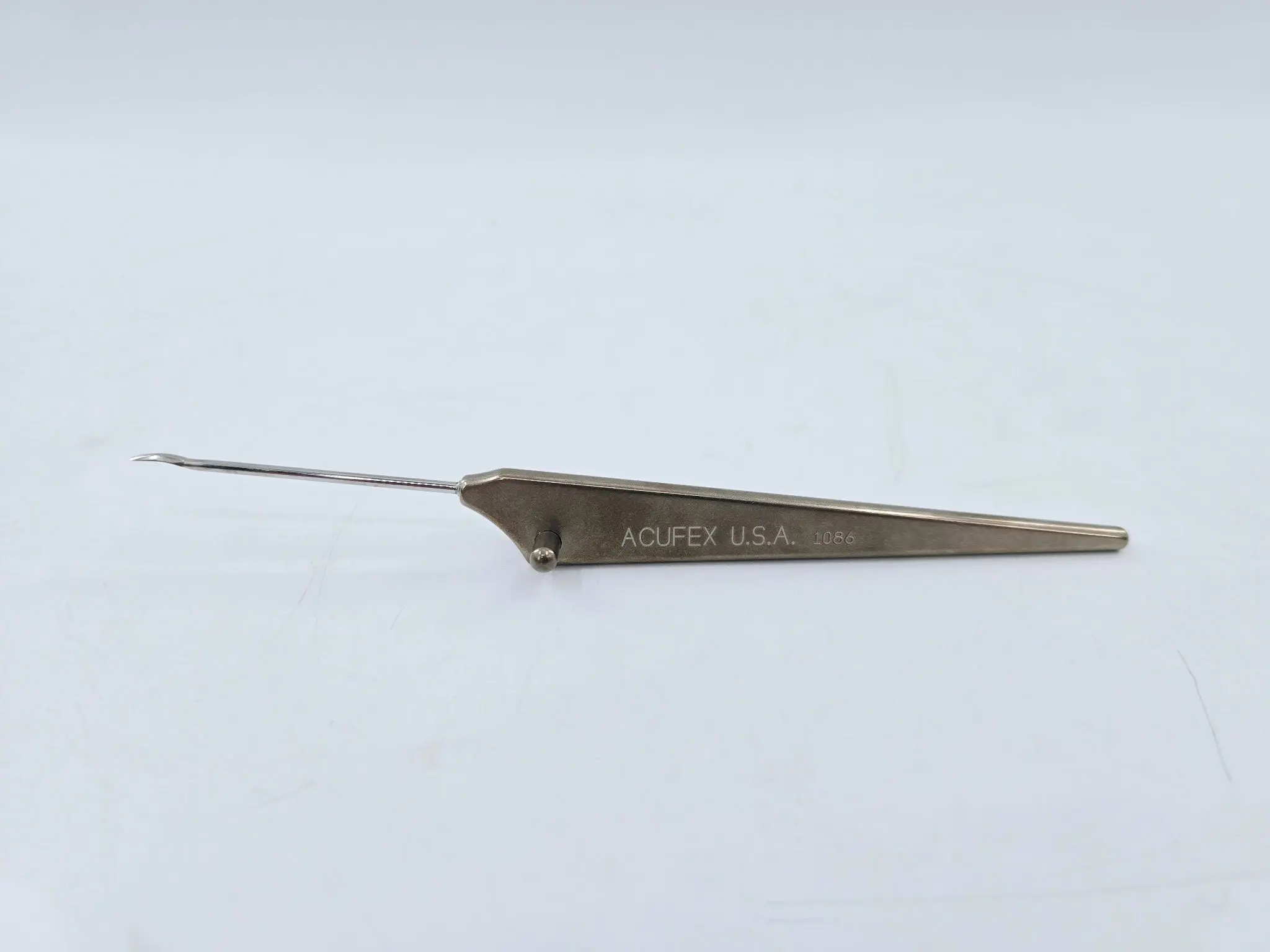 Acufex 013205 Right Cut Banana Knife Arthroscopy 7" - Image 2