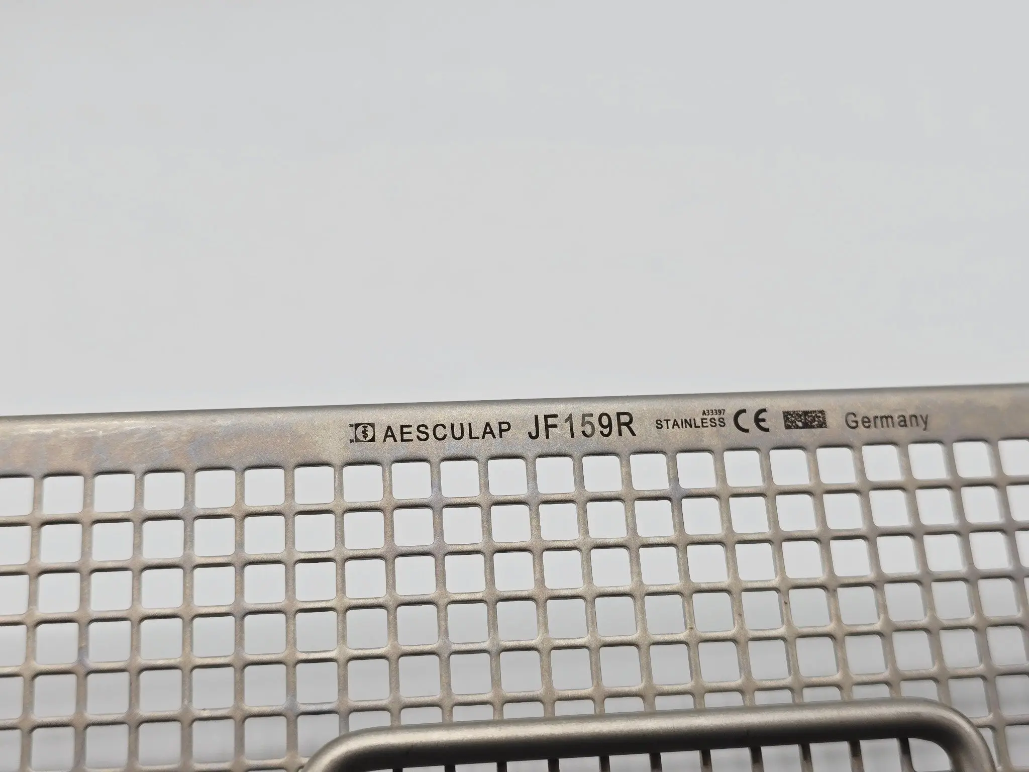 Aesculap JF159R Perforated Basket w/ Lid 10x5x1 - Image 5