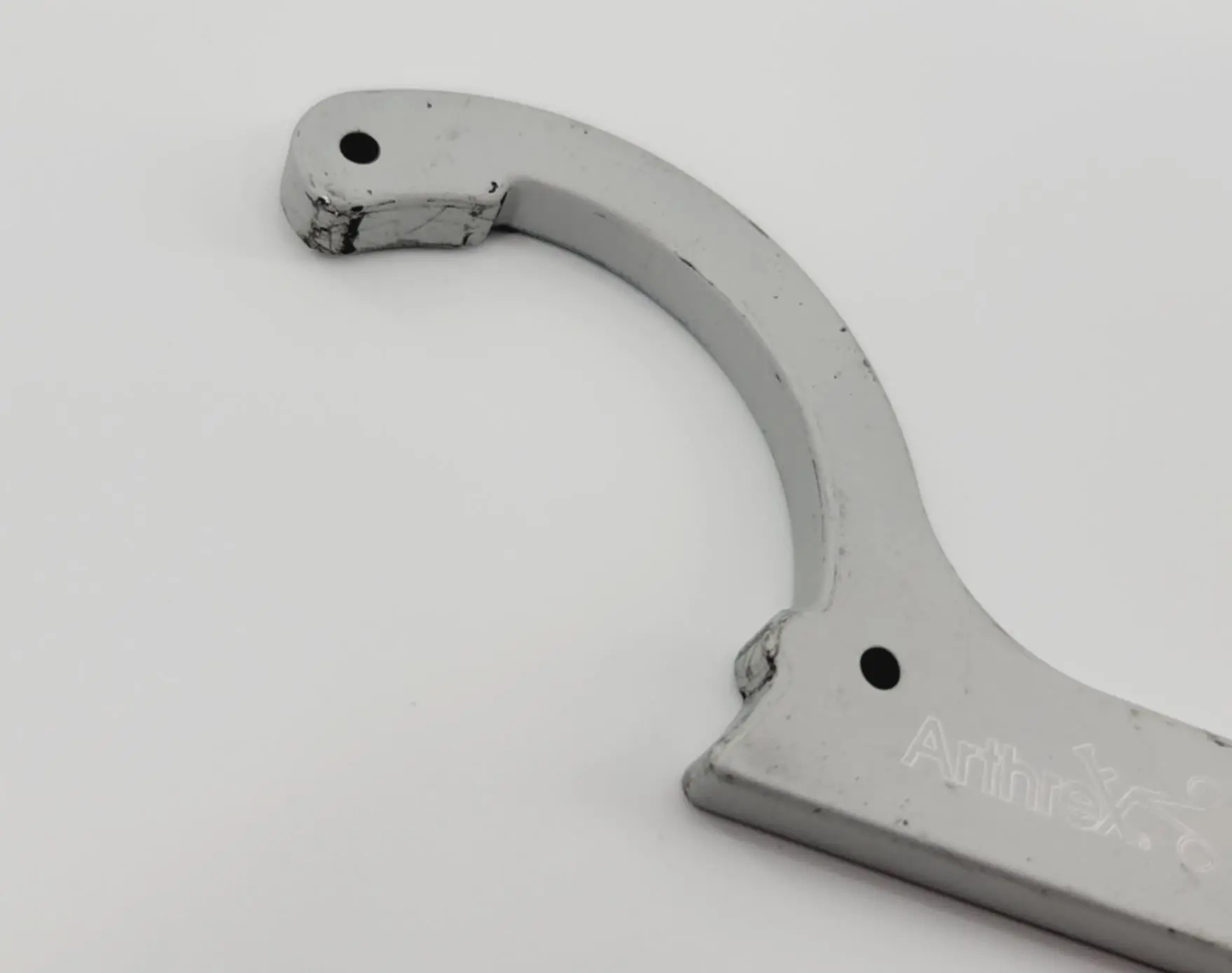 Arthrex AR-3355-0001 C-Mount Wrench for C-Mount Hip Arthroscope 5" - Image 2