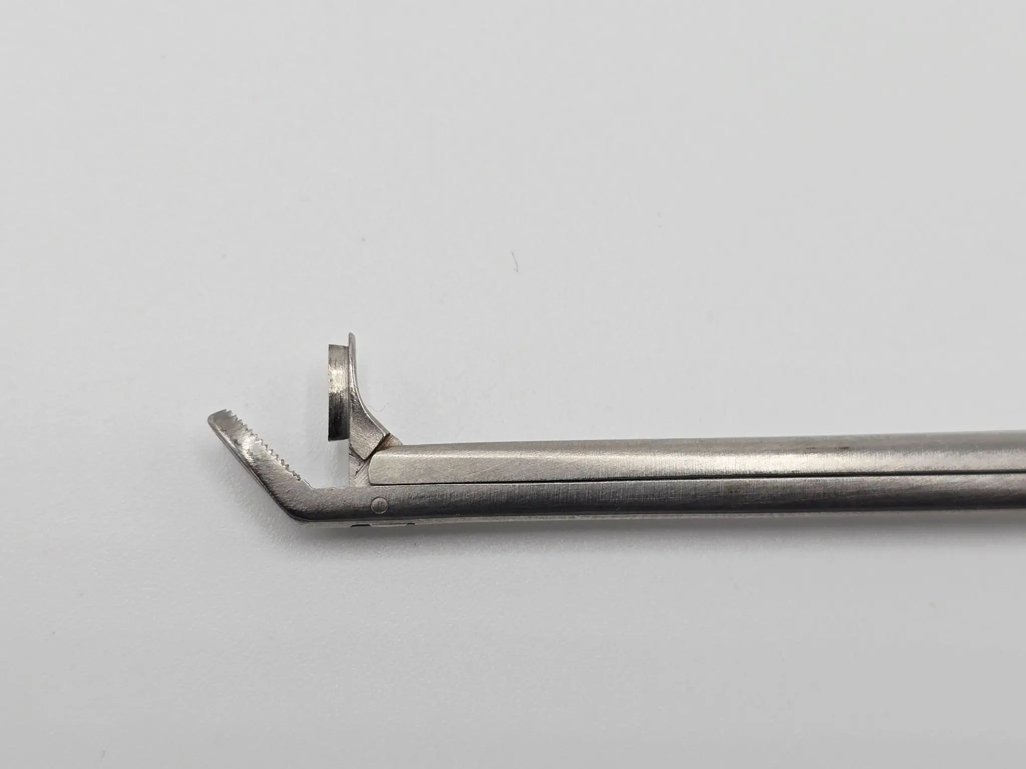 Boss 93-6010 Thrubite Blakesley 45 degrees Size 00 2.5mm Cutting Forceps - Image 3