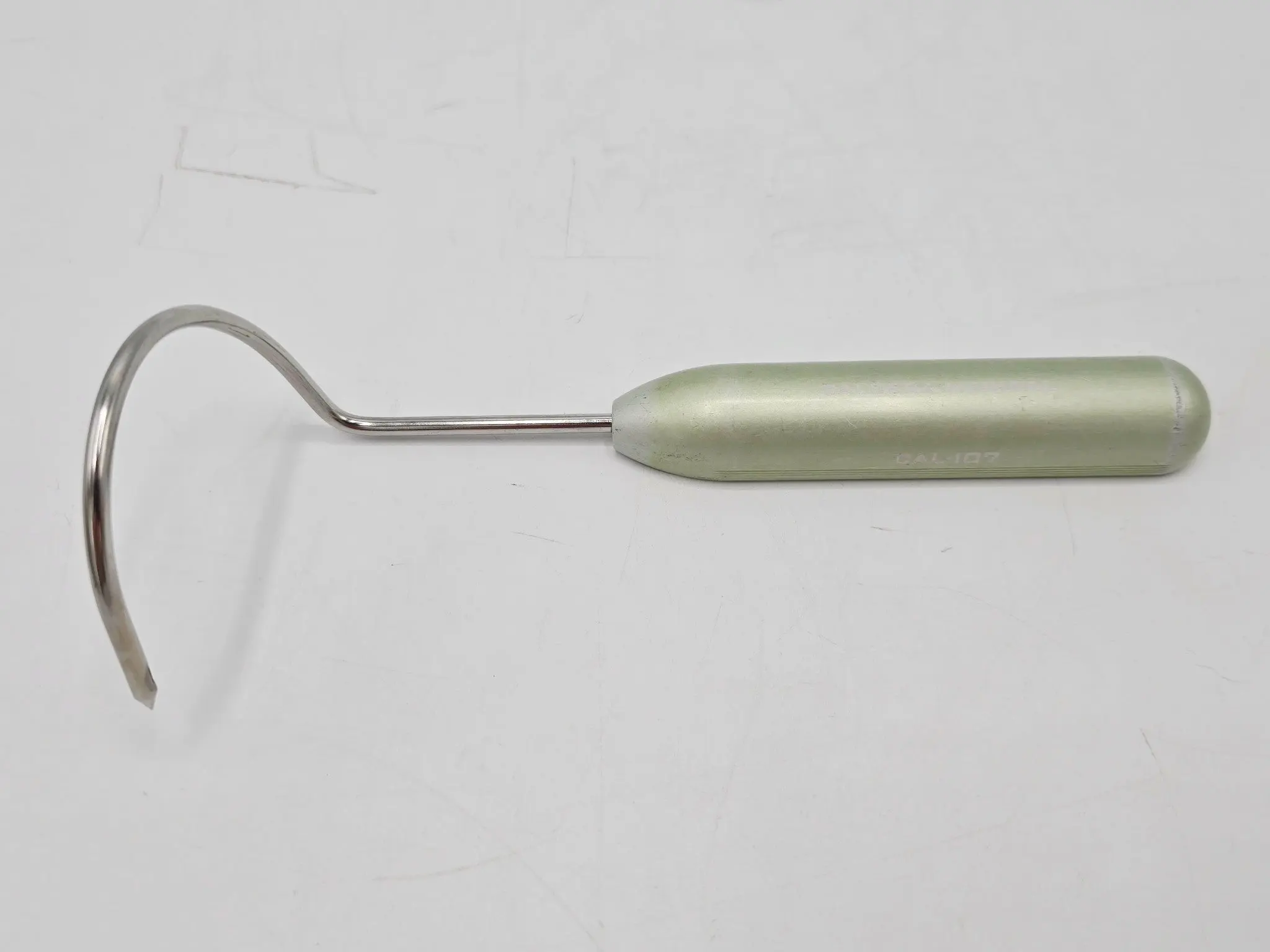 Caldera Medical CAL-107 Transvaginal Transobturator Inside Out 7-3/4" - Image 2