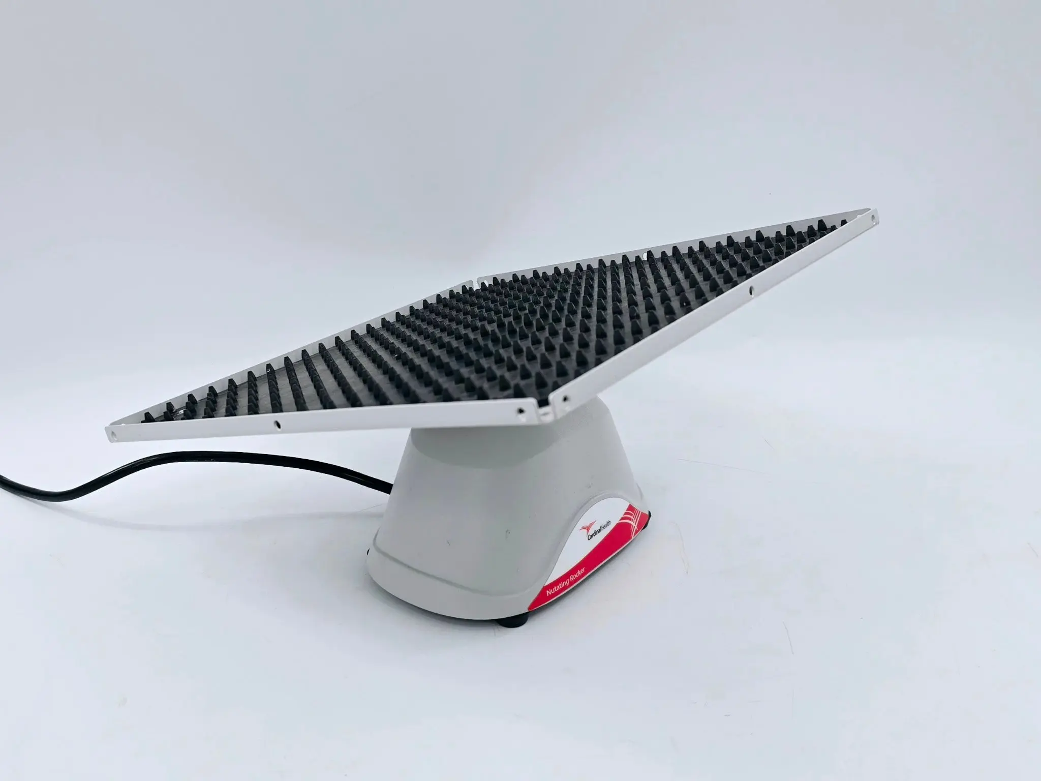 Cardinal Health B3D 1320 Nutating Rocker Super Nutation Mixer - Image 2