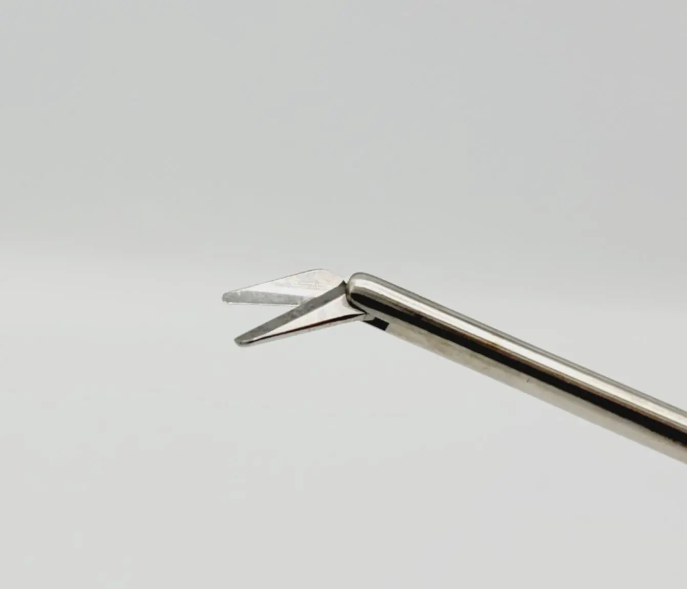 CardioVations SC-30-22-5 Scissors Curved Right 13-1/7" - Image 2