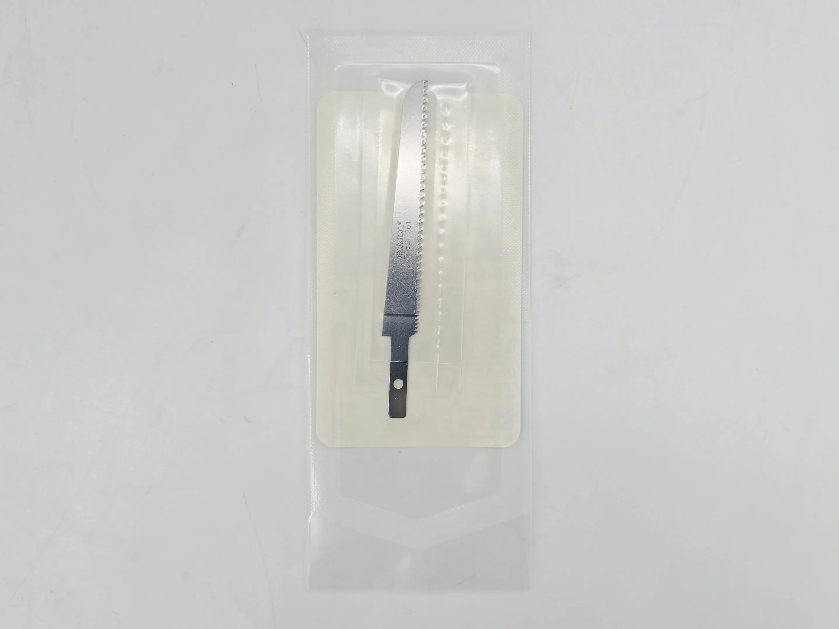 ConMed 5052-261 Reciprocator Blade 12.5mm x 89mm x 1.5mm BX/5 - Image 3