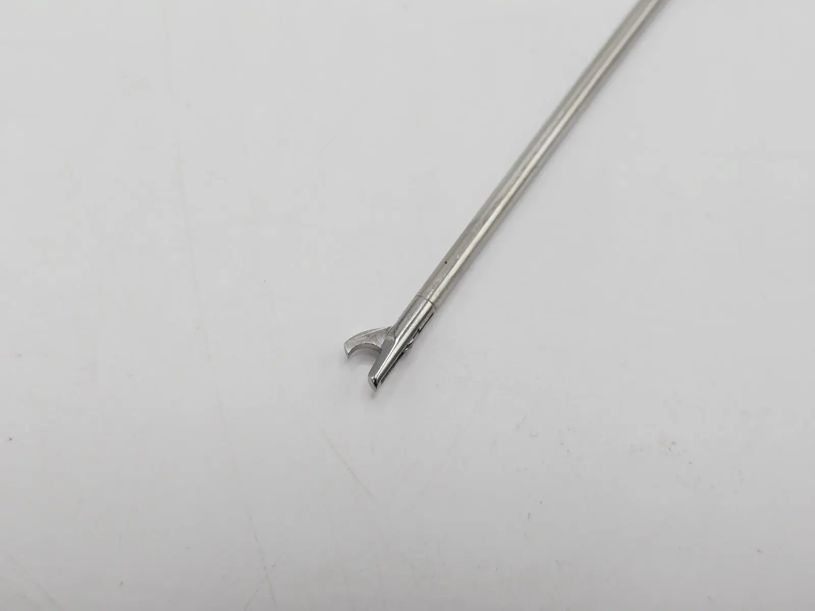 ConMed Shutt-Linvatec 1.1039 Square Trimmer Forceps Straight Blunt Tip Arthroscopy – Used - Image 3