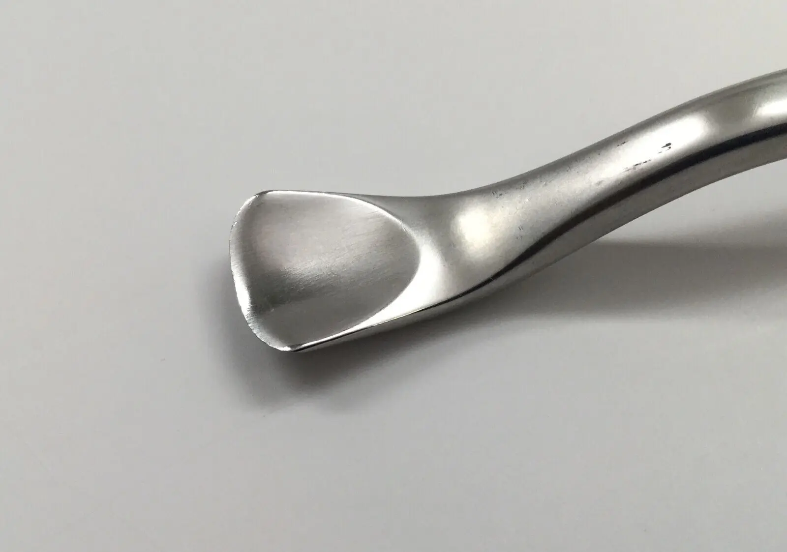 Downs JJ-395-16-X Lamina Gouge 16mm x 24cm Offset Orthopedic Instrument – Used - Image 2