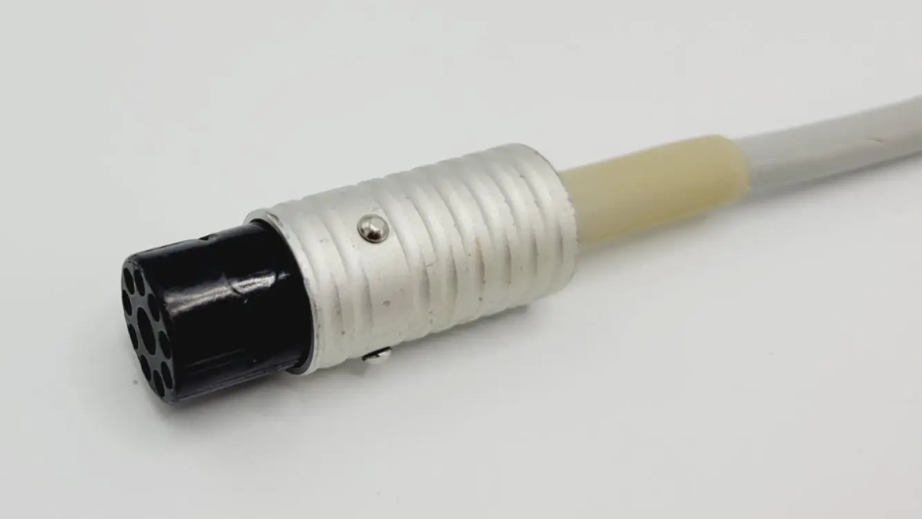 Stryker Command 2 Dual-End Power Cable Fischer 104 296-4 10' - Image 4