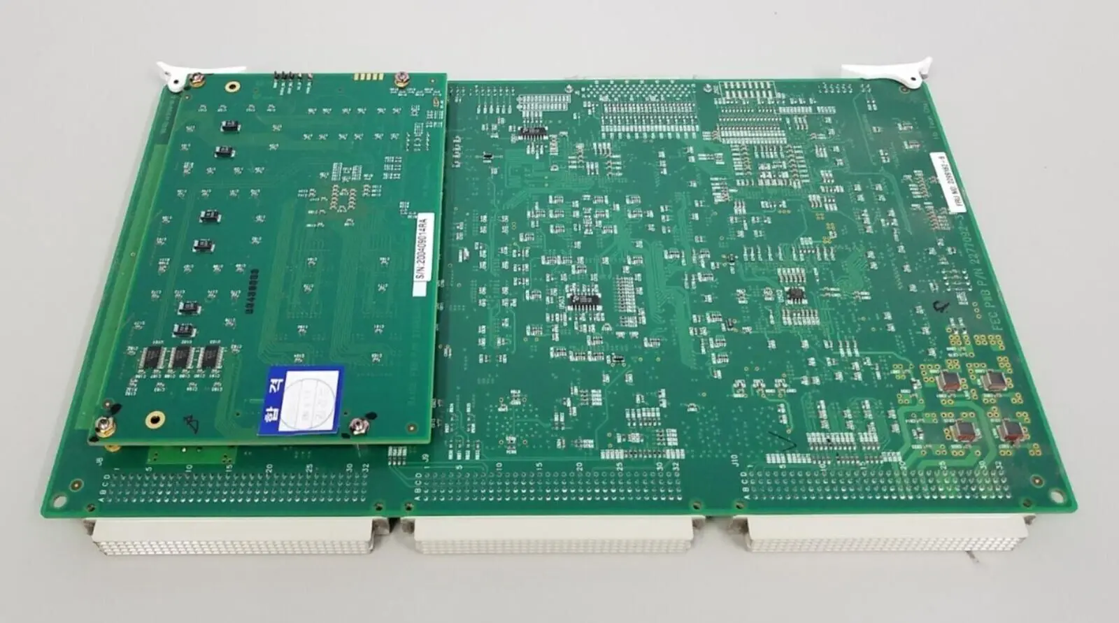 GE 2277093-8 FEC Assembly Board for Logiq 5 Pro Ultrasound System - Image 3