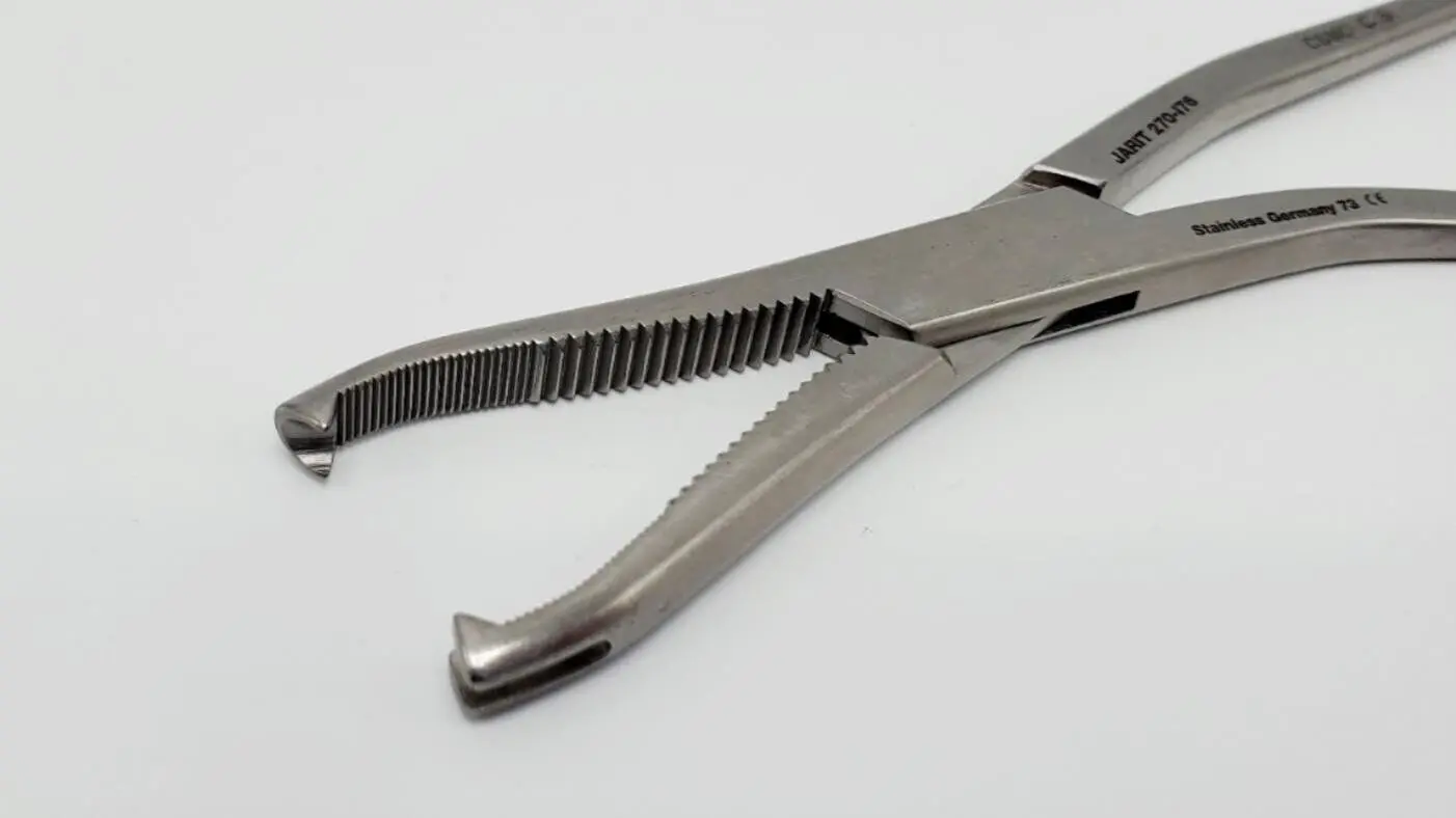 Jarit 270-176 Dingman Cartilage Clamp Heavy 3/16" x 1/2" Angled on Side 7-1/4" Used - Image 2