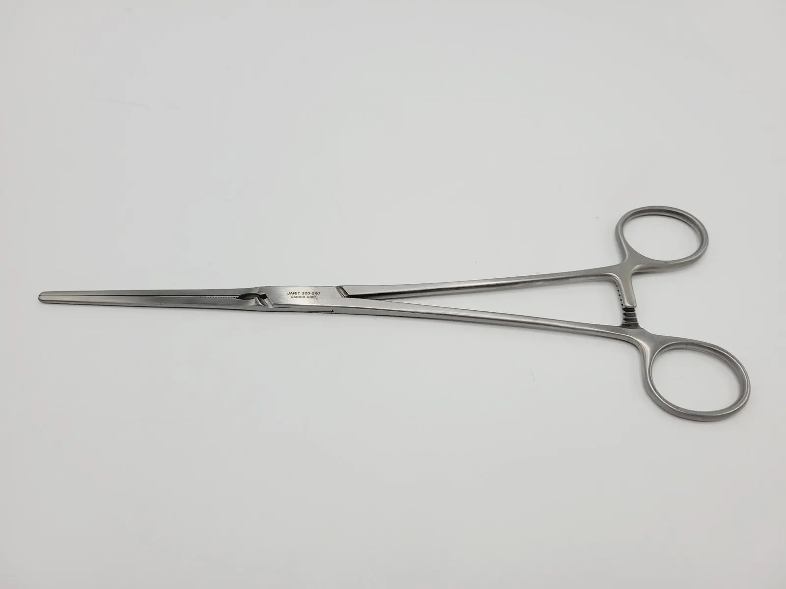 Jarit 320-240 Cardio-Grip Glover Coarctation Clamp, Straight, 10-1/8" Used - Image 2