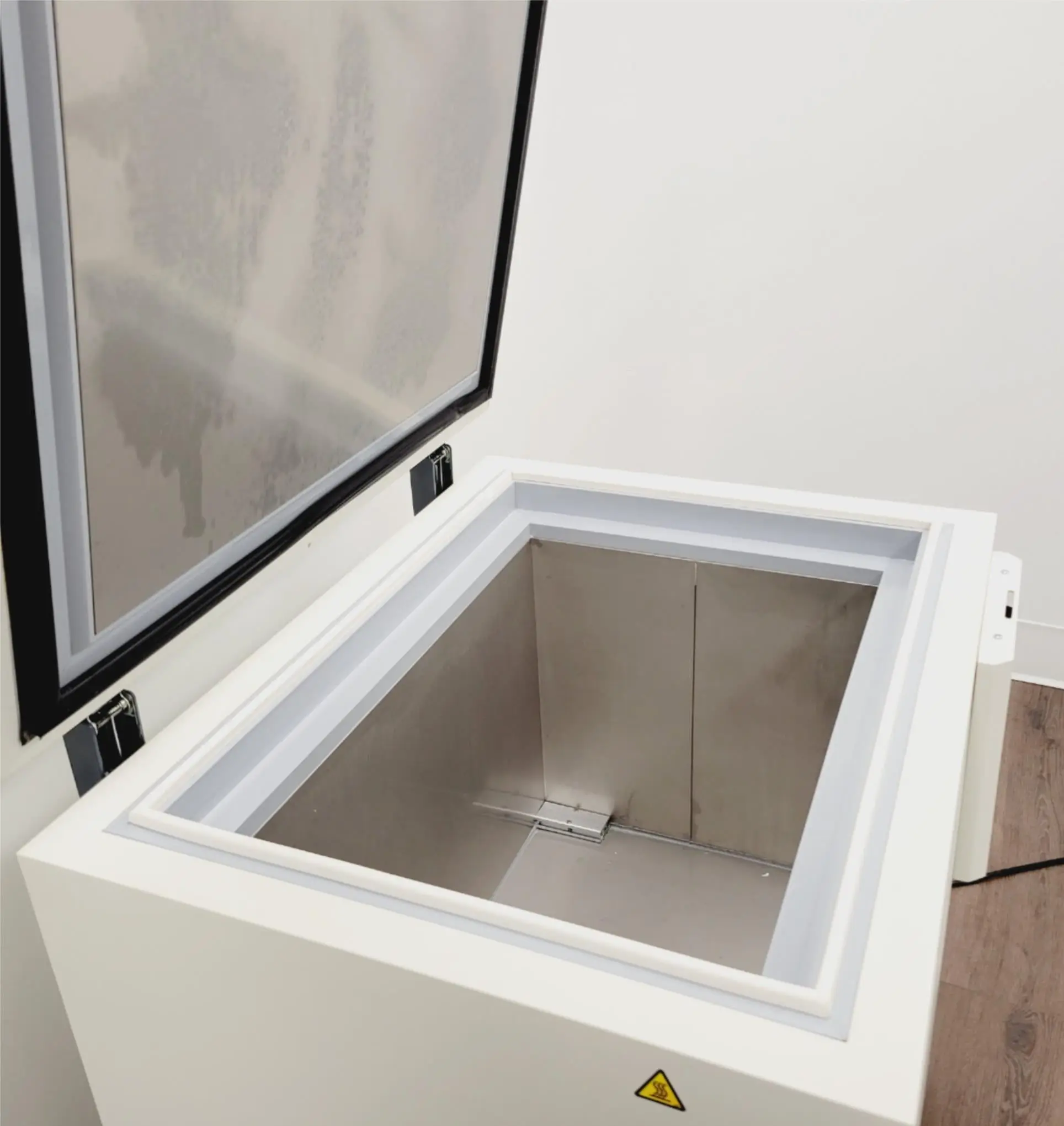 K2 Scientific Ultra Low Temperature Chest Freezer 5 cu ft K205ULT Certified - Image 2