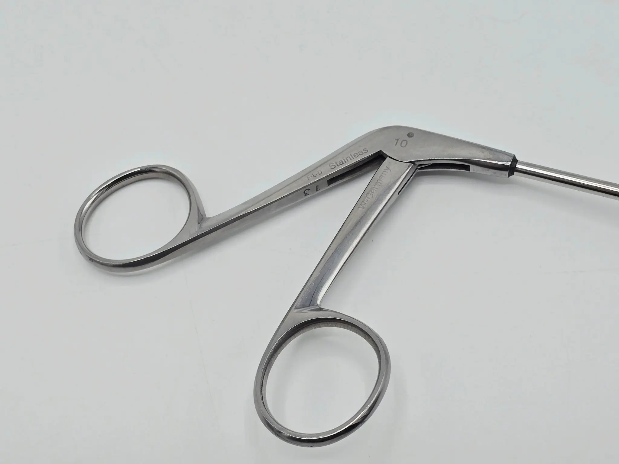 Laryngeal Cup Forceps Upbiting Alligator 8.75in - Image 4