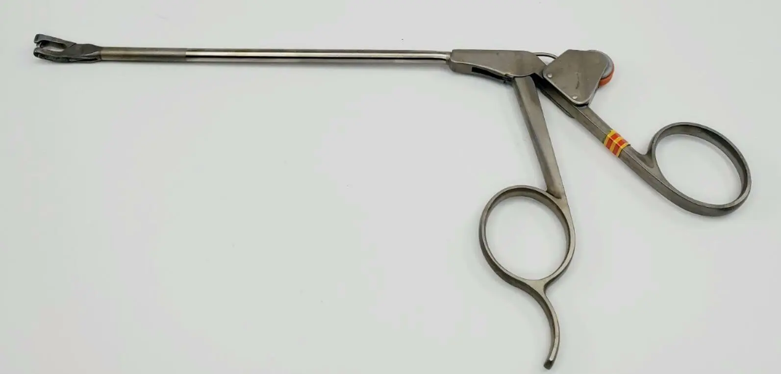 Linvatec 18.10011 Shutt 4mm Punch Curved Left Arthroscopy 9-1/8" Used - Image 2