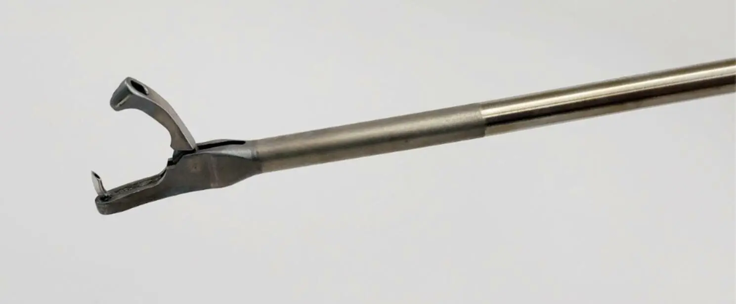 Linvatec 18.10011 Shutt 4mm Punch Curved Left Arthroscopy 9-1/8" Used - Image 3