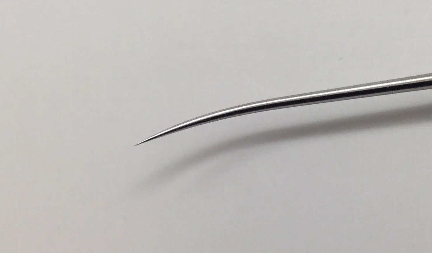 Medtronic 3722055 Light Curved Sharp Point Probe - Image 4
