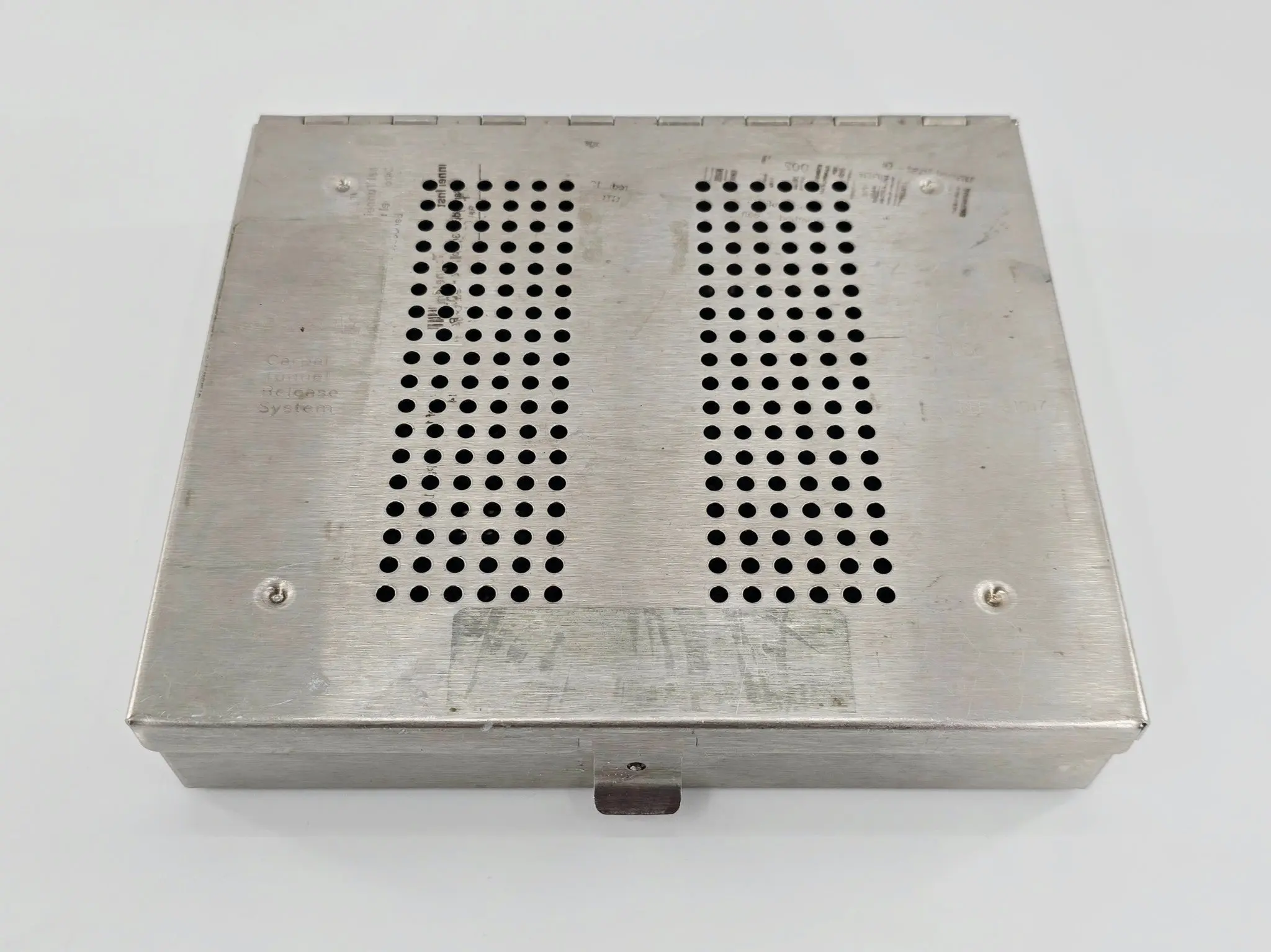 MicroAire/3M 81017 Instrument Sterilization Case 8-1/4" x 7" x 1-1/2" - Image 3