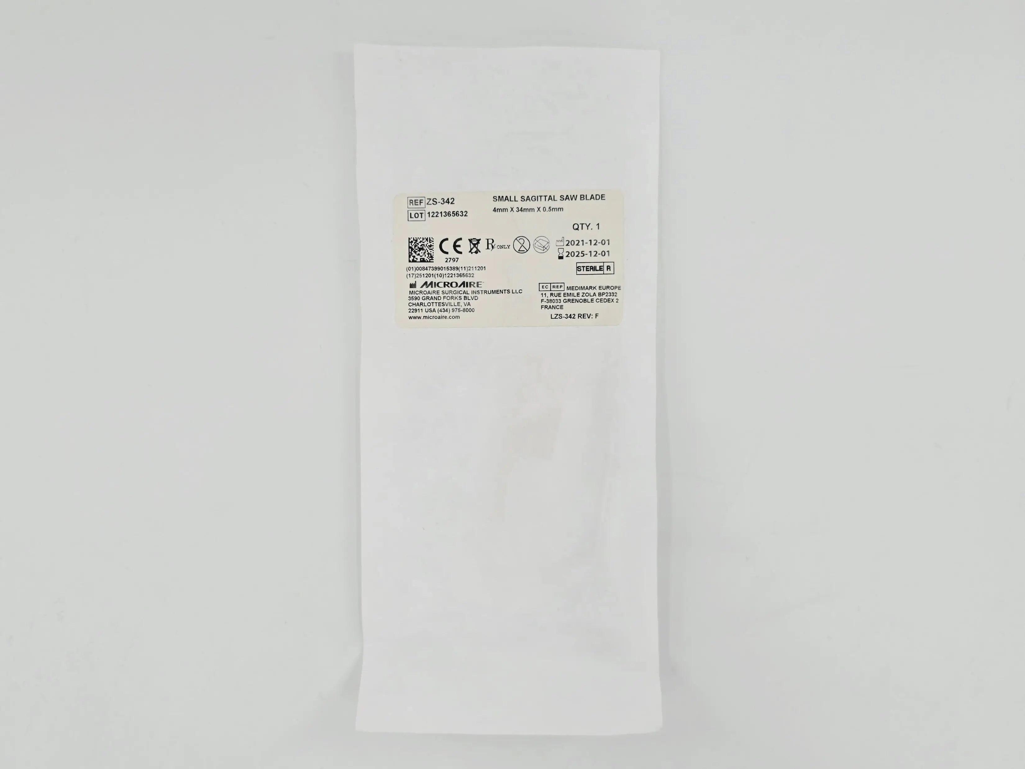 MicroAire ZS-342 Small Sagittal Saw Blade 4mm x 34mm x 0.5mm - Image 2