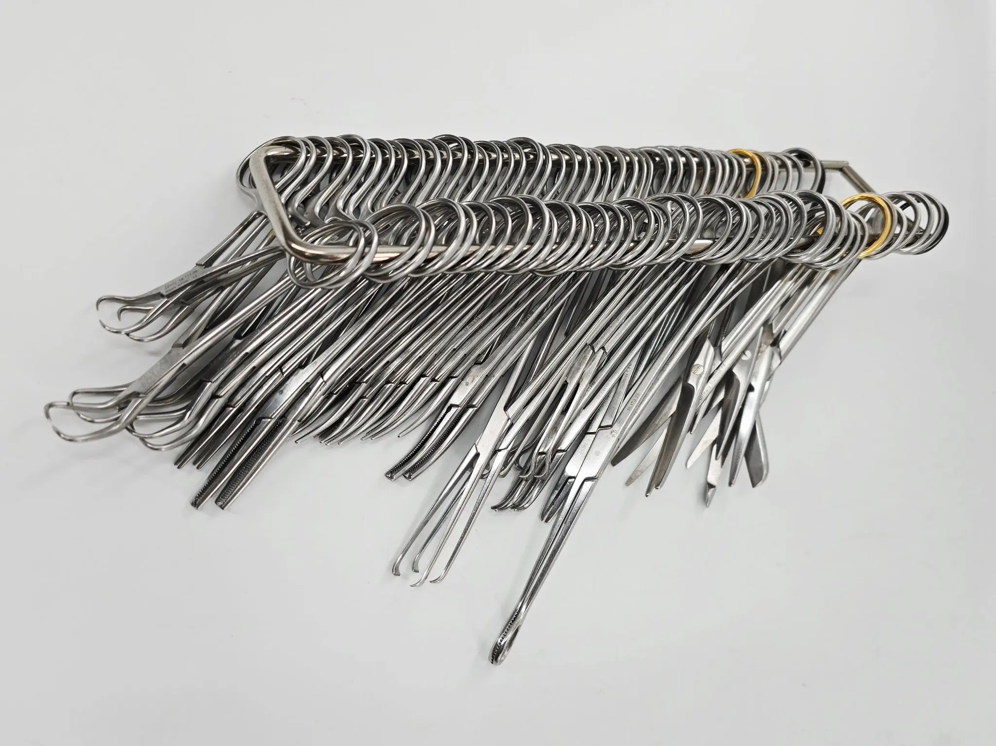 Minor Surgery Instrument Set w/ Sterilization Container 60-Piece Aesculap Konig - Image 4