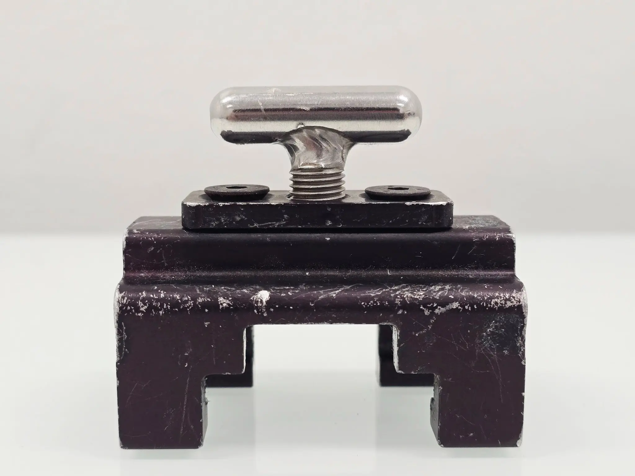Mizuho OSI Surgical Table Side Rail Clamp T-Handle Mount - Image 2