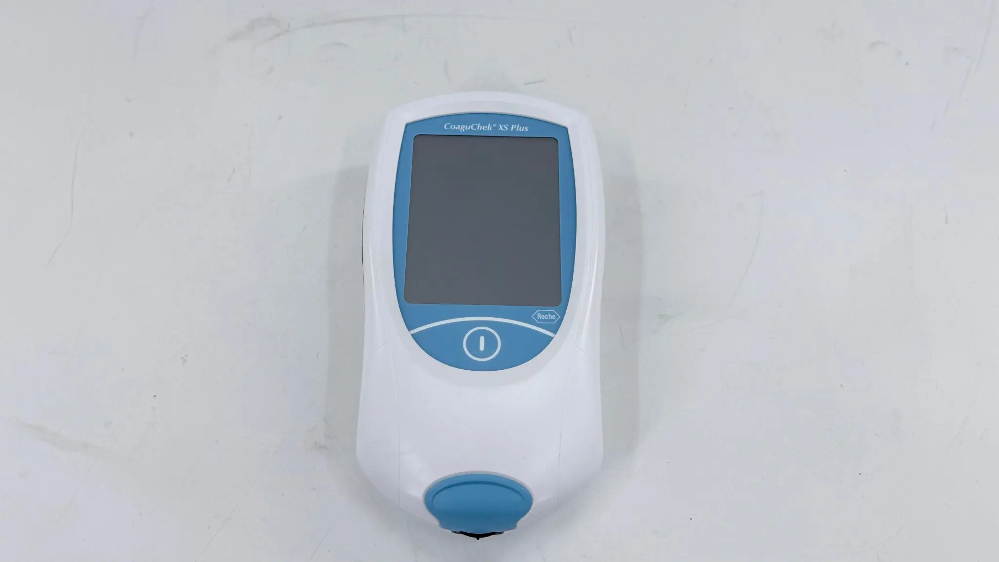 Roche CoaguChek XS Plus 05021537 Meter Handheld Unit - Image 2