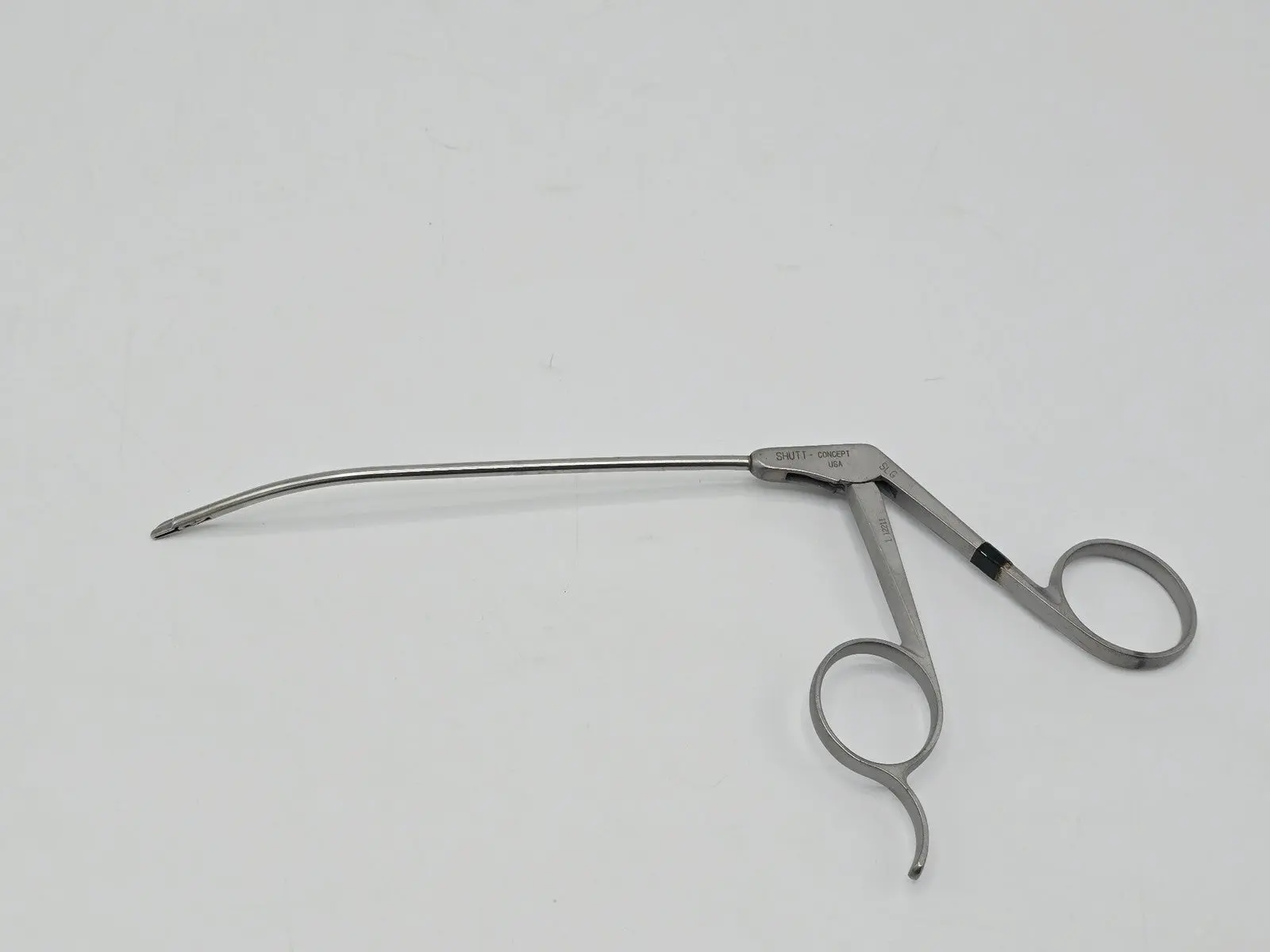 Shutt-Concept 1.12211 Micro-Scissors 30° Right Forcep - Image 2
