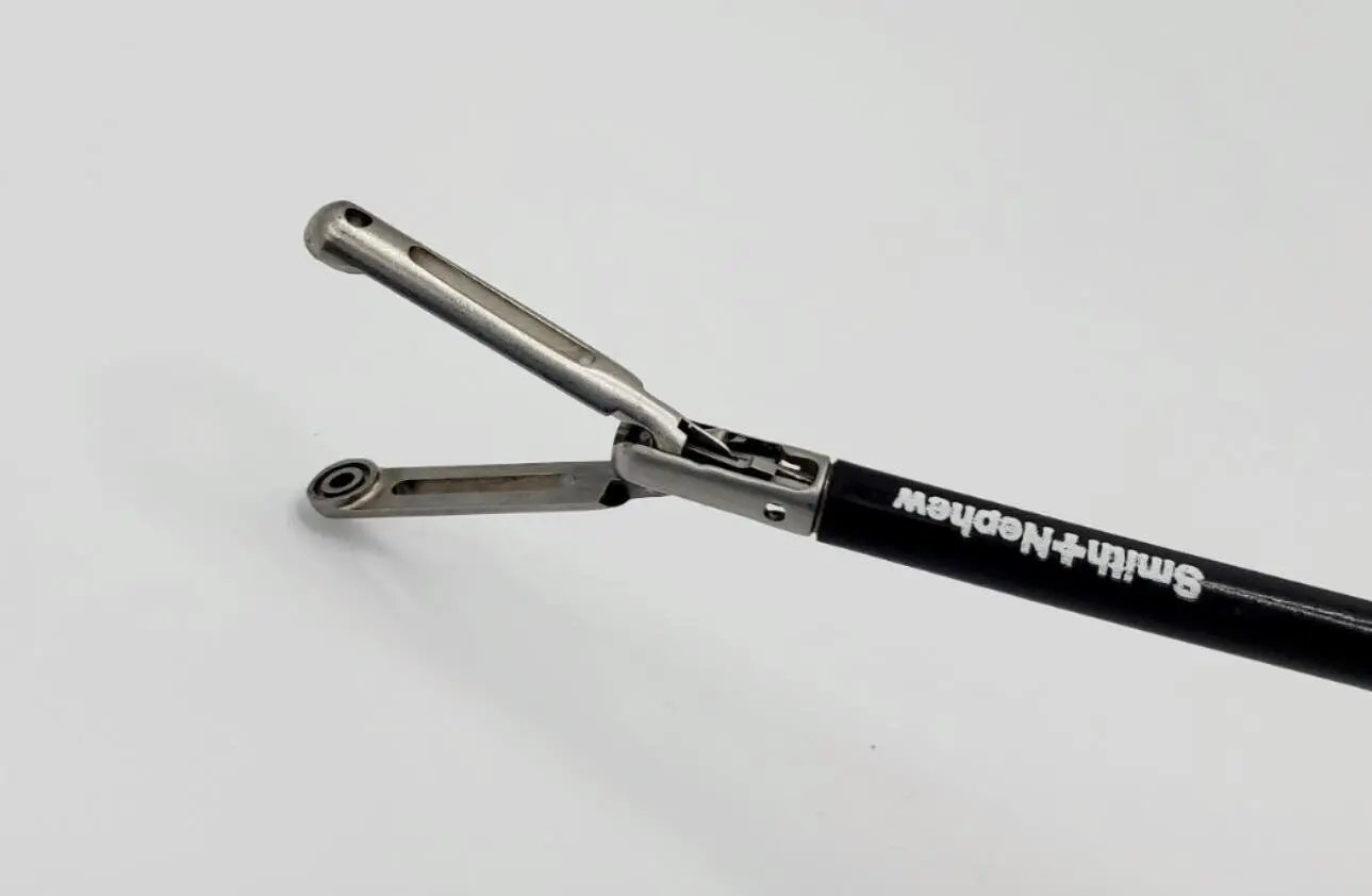 Smith & Nephew 7209711 Grasping Forceps w/ 7208301 Interceptre Handle 19-1/2" - Image 3