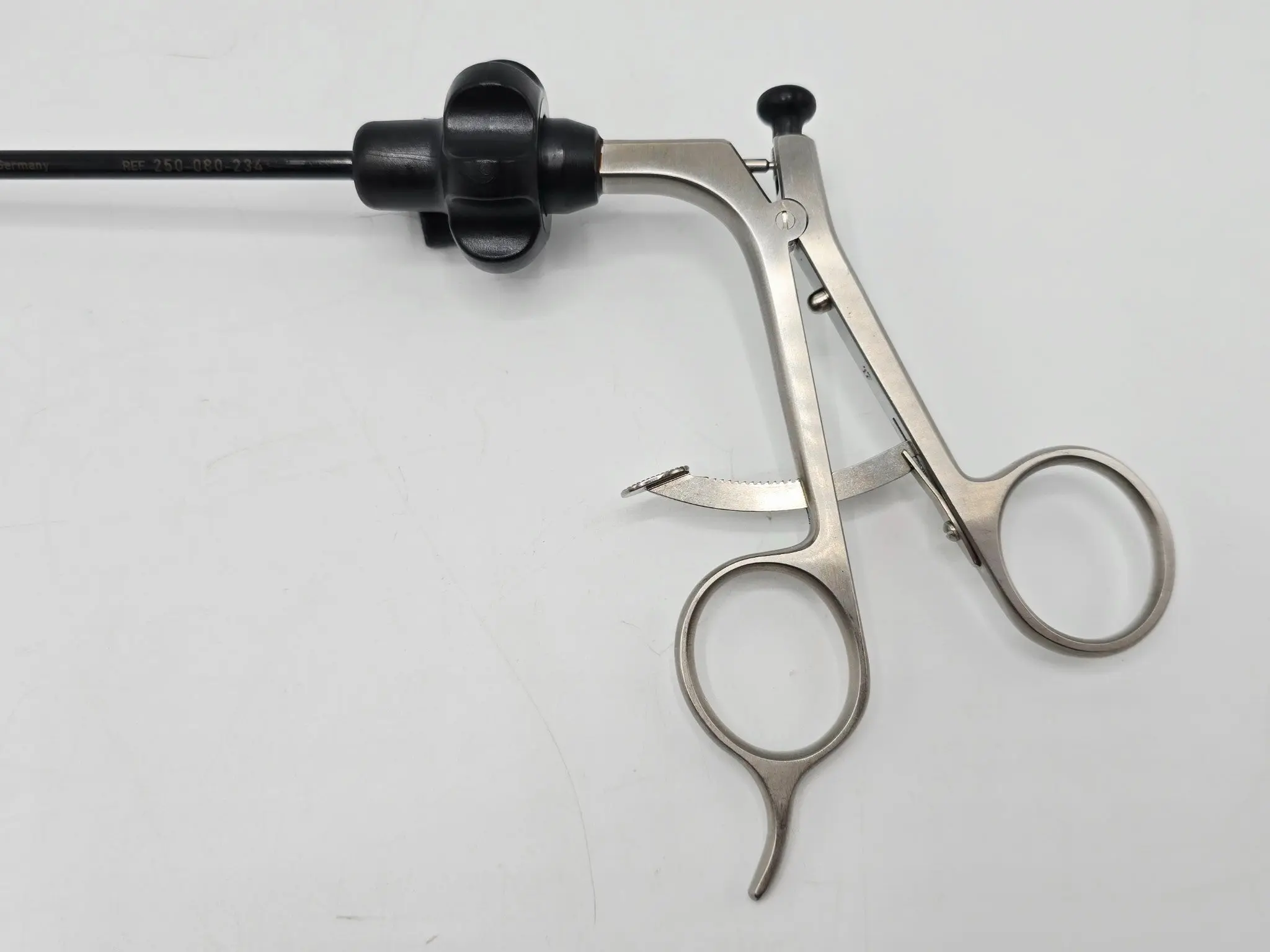 Stryker Laparoscopic Grasper 250-080-234 Laparoscopic Grasper & 250-080-312 Fenestrated Shertl Insert - Image 3