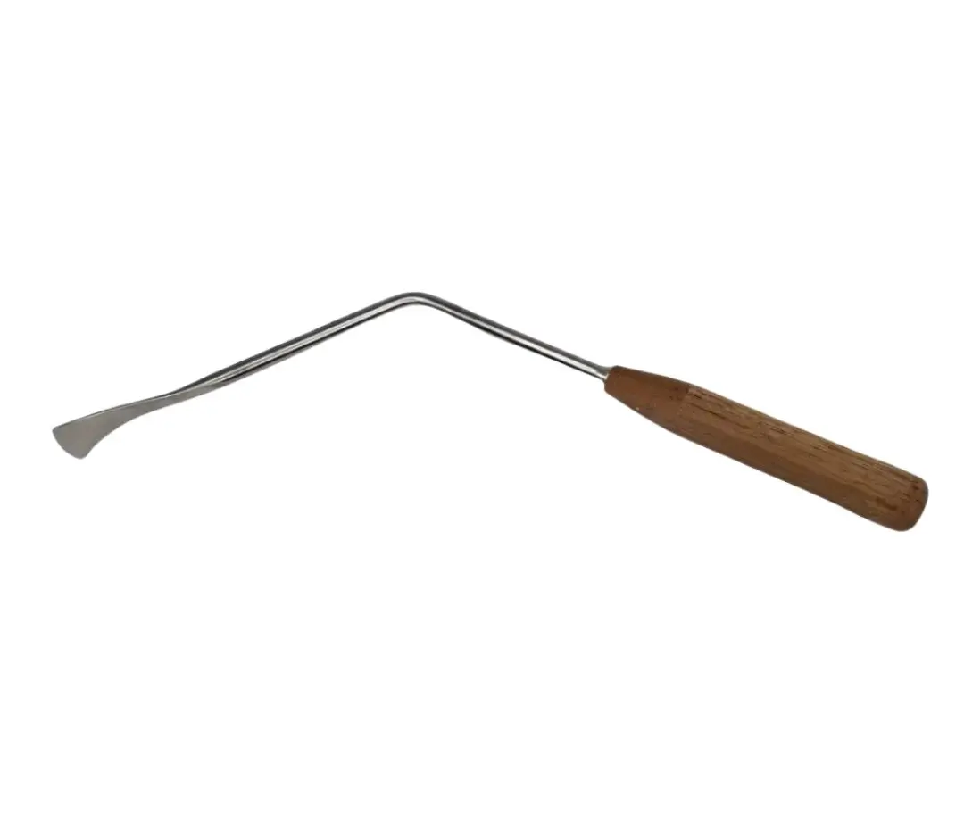 Synthes 389.51 Orthopedic 35mm Curved Retractor 16-1/2"