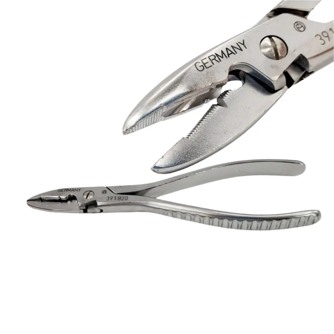 Synthes 391.820 Bending Pliers MAX 01.25mm Orthopedic