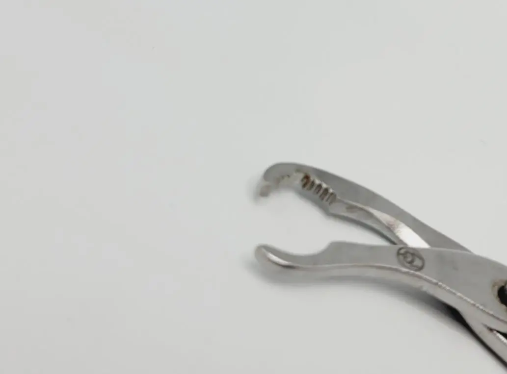 Synthes 398.79 Bone Forceps Self-Centering 9mm Orthopedic 5-3/4" - Image 3