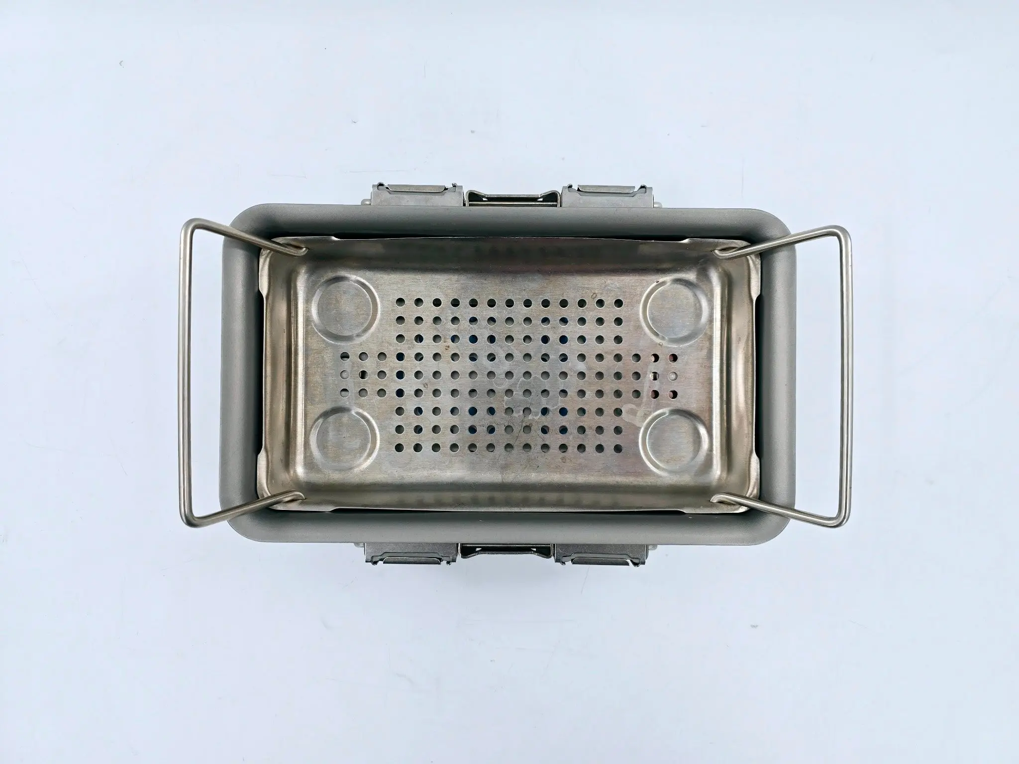 V. Mueller CD0-3B Genesis Mini Sterilization Container w/ Lid & Tray 3" - Image 6