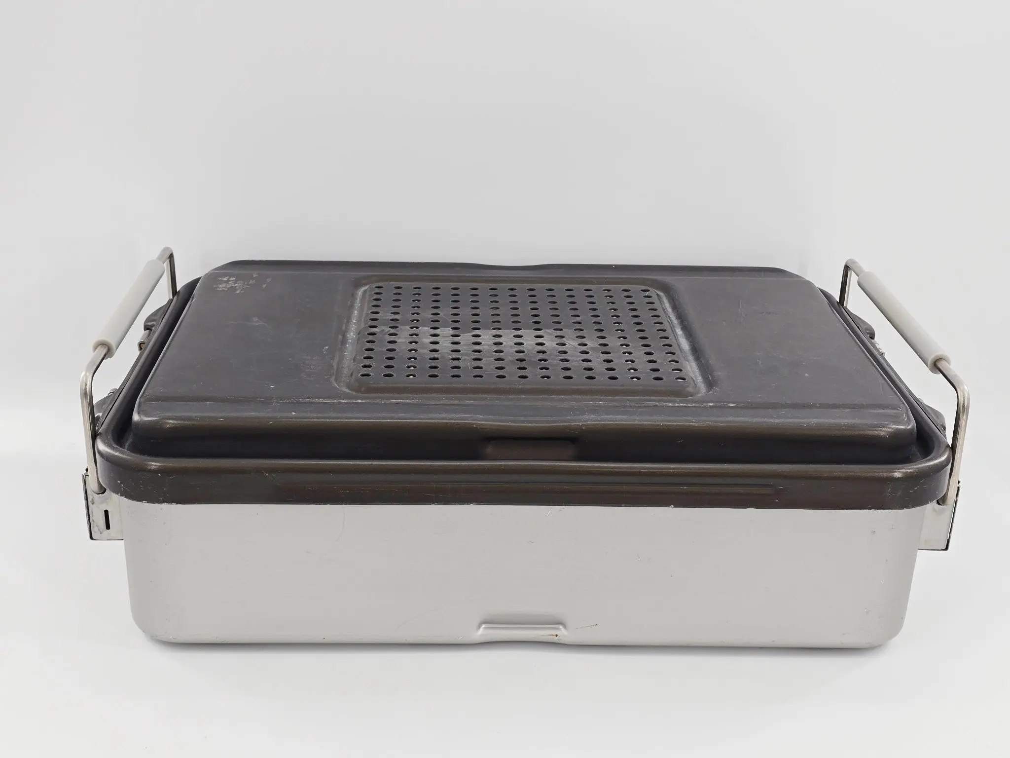 V. Mueller Genesis Sterilization Container 17.5 x 12.5 x 5.5 with Tray - Image 3
