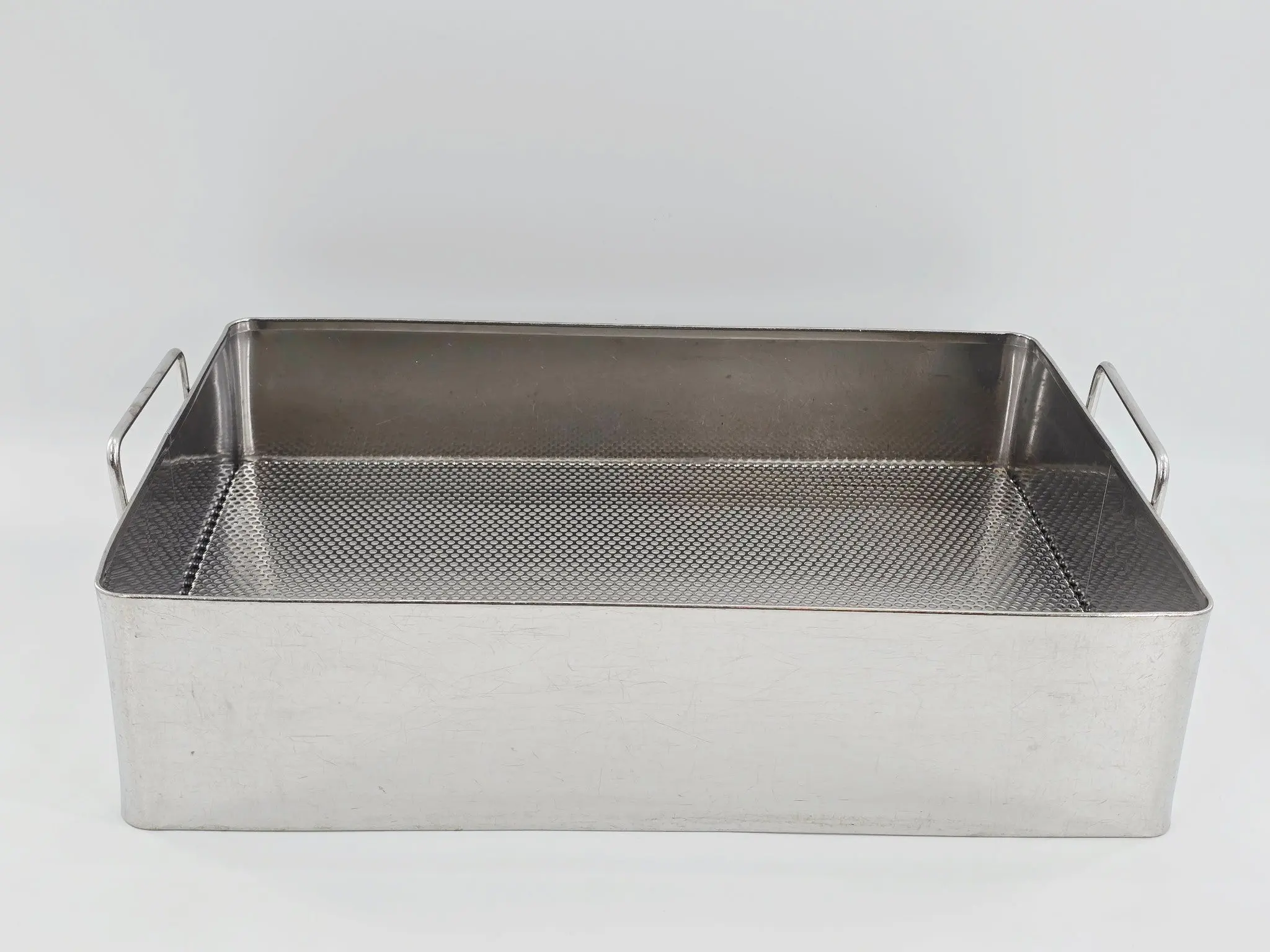 V. Mueller Genesis Sterilization Container 17.5 x 12.5 x 5.5 with Tray - Image 6