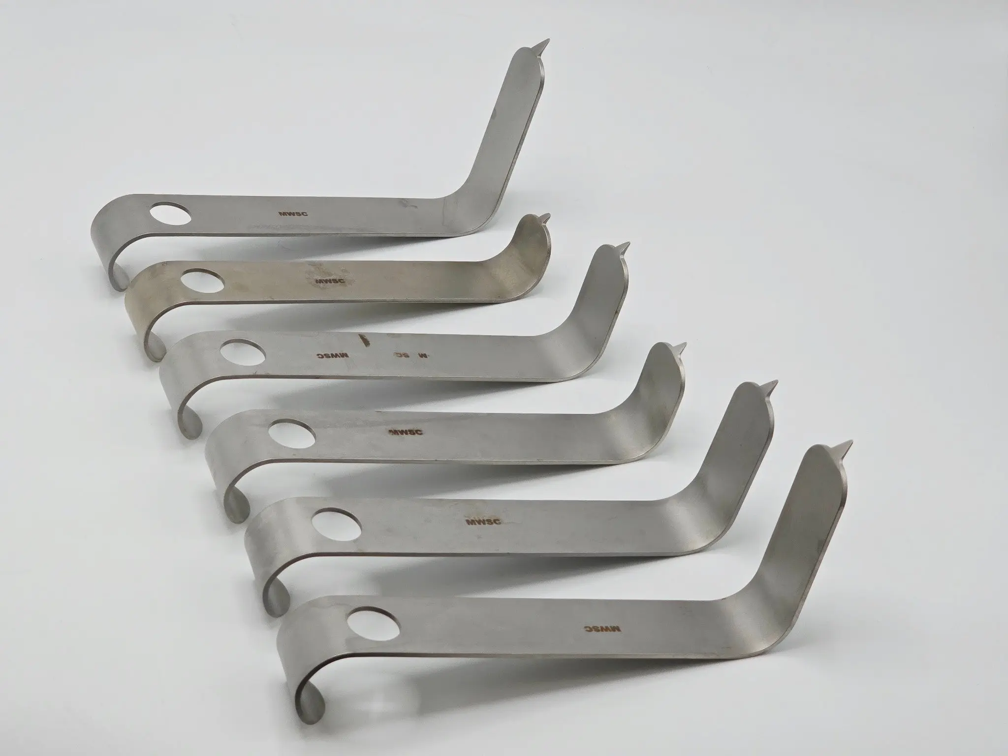 V. Mueller NL9401 Spinal Retractors Set of 6 - Image 2