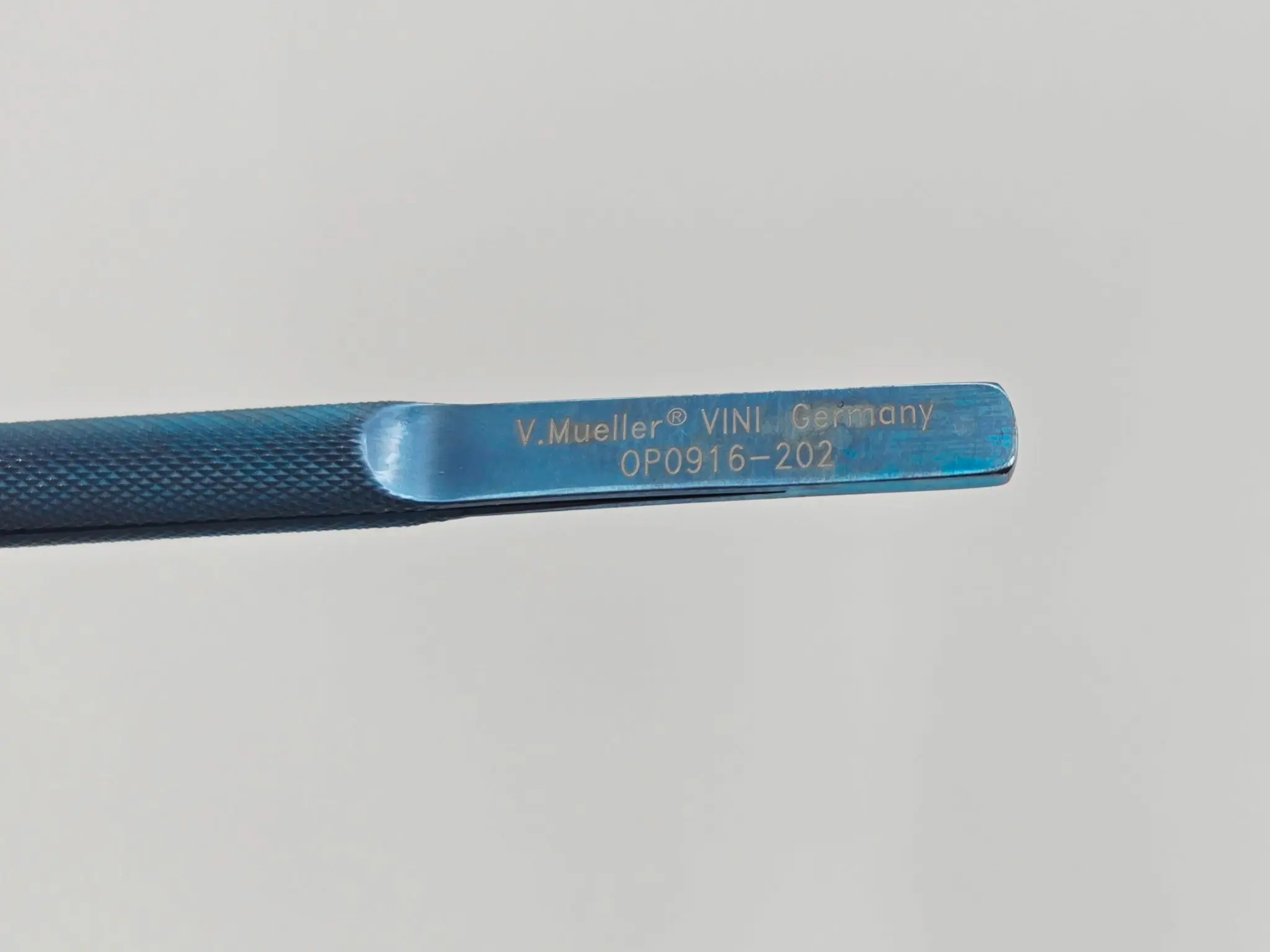V. Mueller OP0916-002 Lehner-Utrata Capsule Forceps Delicate 11mm Jaws 4" - Image 3