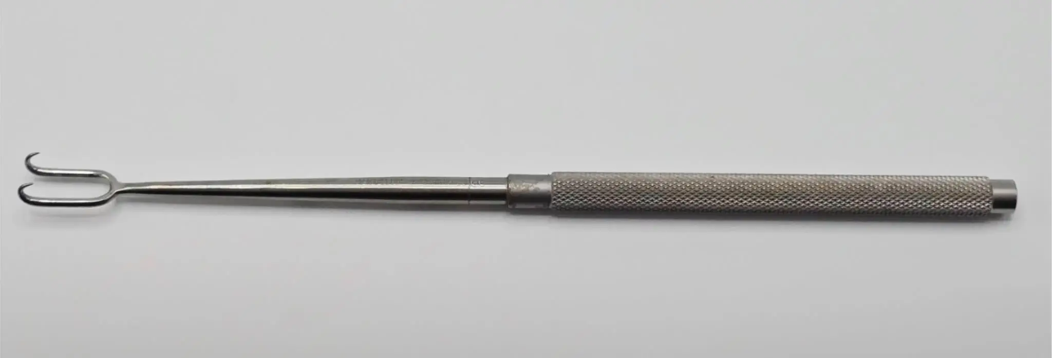 V. Mueller RH1125 Nasal Tenacula Double Hook Surgical ENT Instrument - Image 3