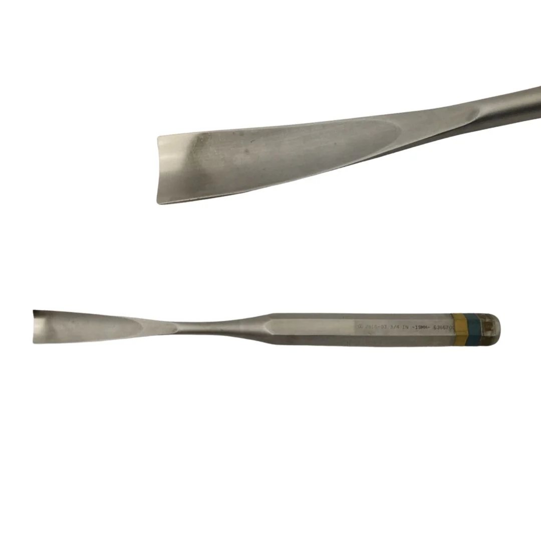 Zimmer 2816-03 19mm Curved Gouge Orthopedic 9-1/4"
